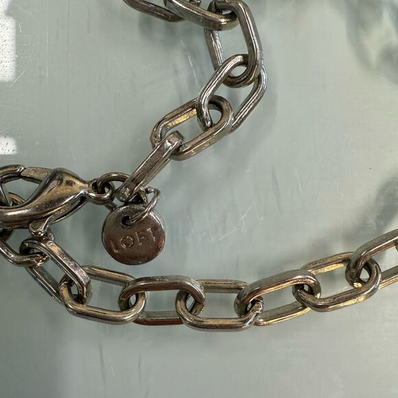 MIXED MEDIA Nine West necklace and Loft stacking necklace - Picture 8 of 9